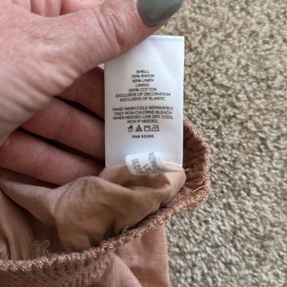 NWT Express Open Back Ruffle Top - Picture 3 of 3